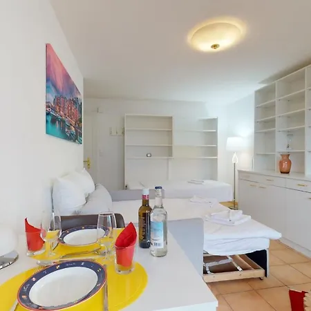 Comfortable Studio 10 Min. From Montreux #100 Apartment *
